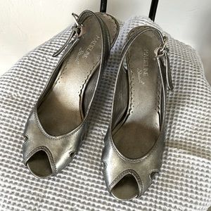 Madeline Start silver heels. Size 6.